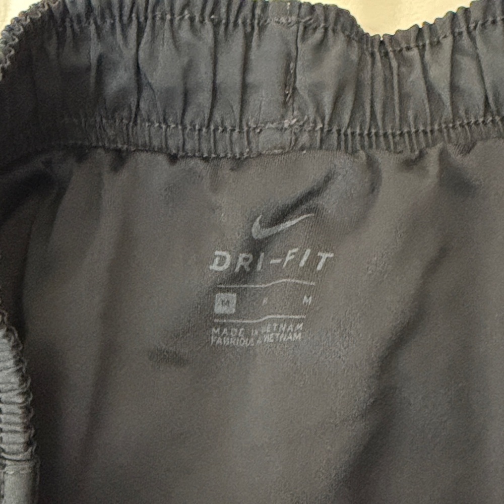 Nike Women's Black Running Shorts - Picture 2 of 4